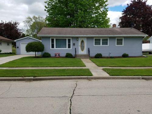 728 Lee Ave, Brillion, WI 54110-1017
