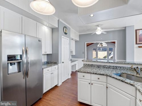 22 Nicole Ct, New Castle DE  19720-3762 exterior