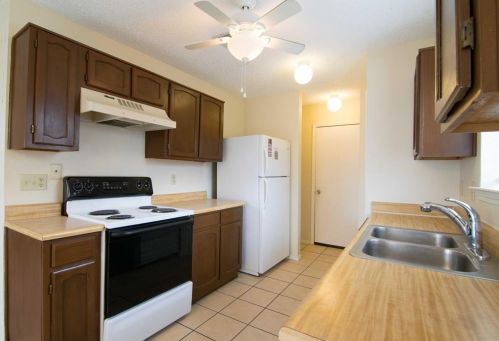 101 Brockway Dr, Rockwall, TX 75032-5602