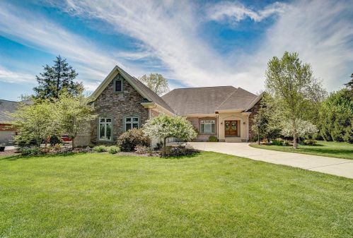 7929 Locust Grove Ct, Springboro, OH 45066-7120