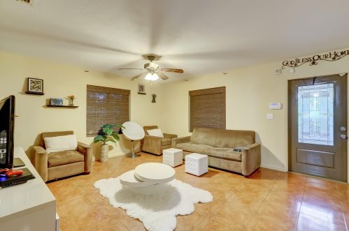 621 24th Ave, Hollywood, FL 33020-5334