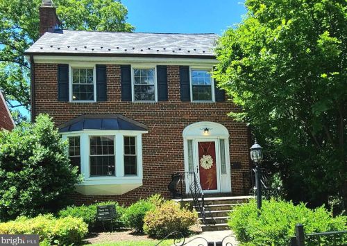 5350 32nd St, Washington, DC 20015-1351