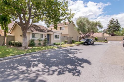 267 Truckee Ln, San Jose, CA 95136-2211