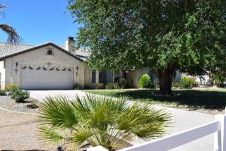 15155 Walnut St, Hesperia, CA 92345-3351