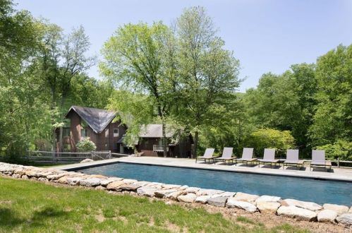 173 Kent Rd, Kent CT  06757-1409 exterior