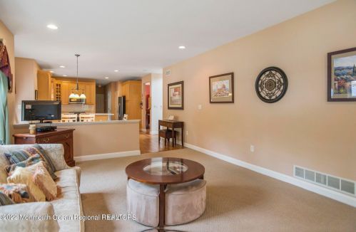 2 Sarah Ct, Jackson Twp NJ  08527-4760 exterior