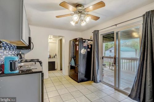 132 Viaduct Ave, Downingtown PA  19335-2847 exterior