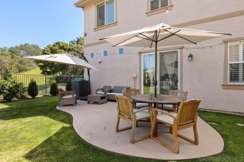 5477 Wolverine Ter, Carlsbad CA  92010-7159 exterior