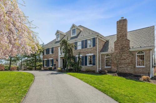 1 Abbey Rd, Orangeburg, NY 10962-1000