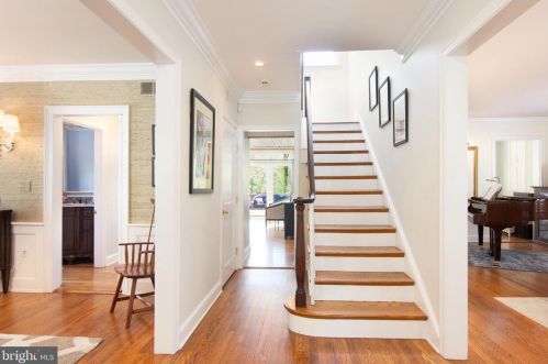 190 Brecks Ln, Wilmington, DE 19807-3009