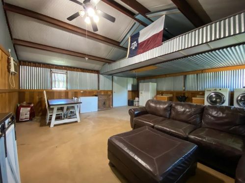 1550 Reno Rd, Azle TX  76020-6335 exterior