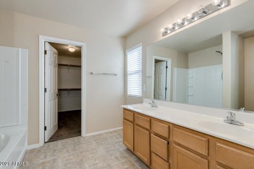 827 Anastasia St, San Tan Valley AZ  85140-5792 exterior