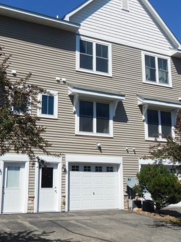 7 Hope Cir, Hudson WI  54016-8707 exterior