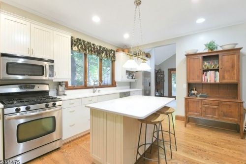 27 Liberty St, Ridgewood NJ 07450-4555 exterior