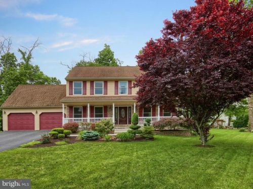 18 Montasere Dr, Siddonsburg PA  exterior