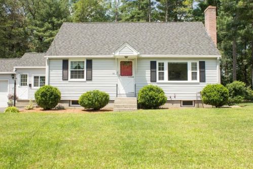 22 Bow St, Millis, MA 02054-1507