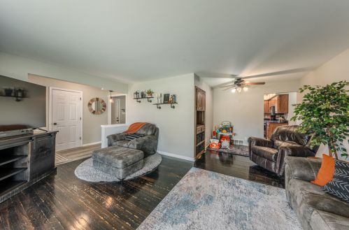 7750 Martha Cir, Waterford WI  53185-2039 exterior