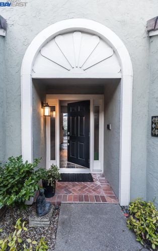 26 Stirling Dr, Danville, CA 94526-2921