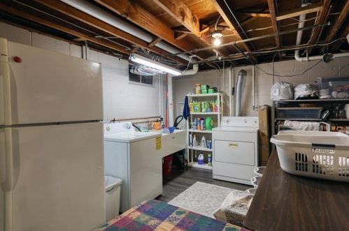 144 Addis Ave, Beaver Falls PA  15010-1016 exterior