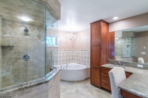 39 Winona Ave, Lincoln Park NJ  07035-1711 exterior