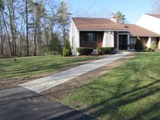 51 Sylvan Dr, Salem, NH 03079-1439