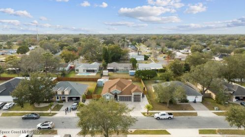 3949 Rolling Hill Dr, Titusville FL  32796-1107 exterior