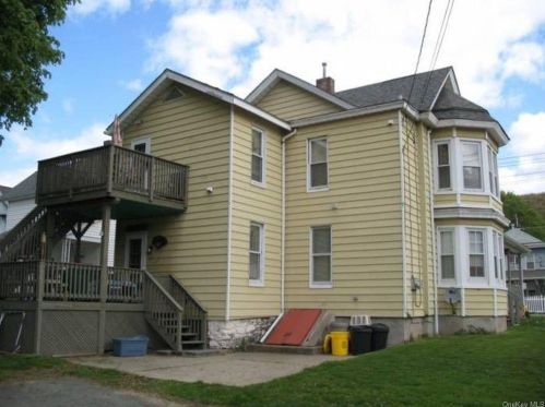 178 Main St, Port Jervis, NY 12771-2256
