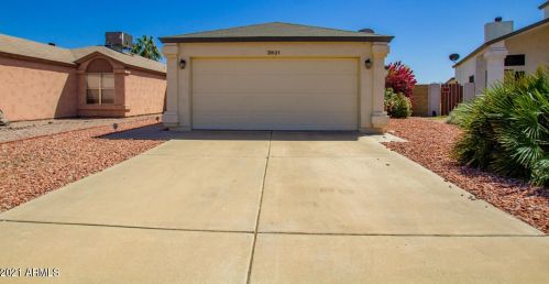 3631 Camino Del Rio, Glendale, AZ 85310-4178