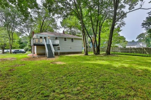 8 Justin Ave, Salem NH  03079-2319 exterior