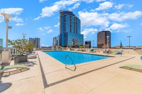 150 Robinson St, Orlando FL  32801-1618 exterior