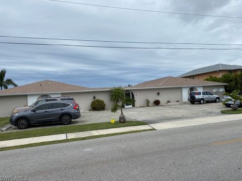 147 47th Ter, Cape Coral, FL 33914-8393