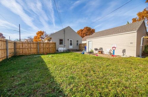 7735 20th Ave, Kenosha WI  53143-5816 exterior