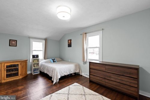 211 Rodney Rd, Ridley Park PA  19078-1429 exterior