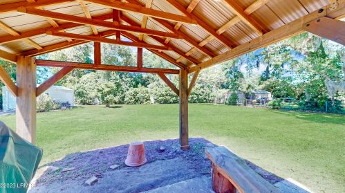 3005 Dogwood St, Beaufort SC  29906-6829 exterior