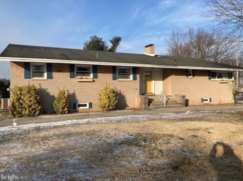 2251 Black Rock Rd, Hanover, PA 17331-9696