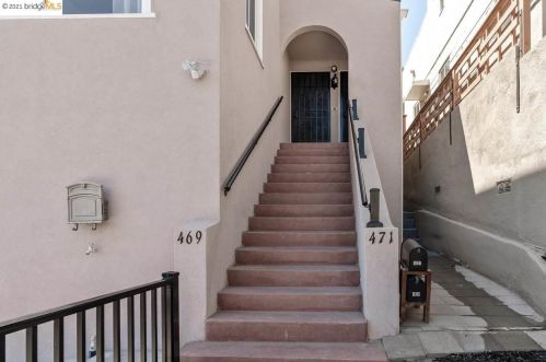 469 Capital St, Oakland, CA 94610-5107