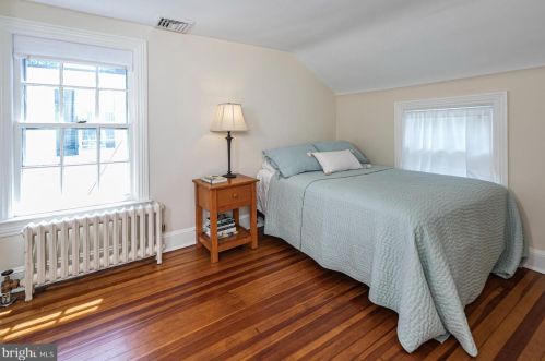 124 Mercer St, Princeton NJ 08540-4805 exterior