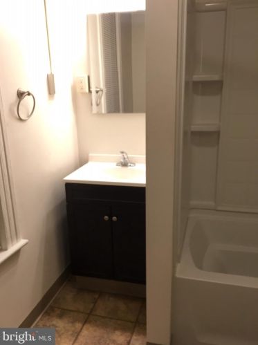 407 College Ave, Lancaster PA 17603-3319 exterior