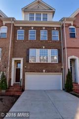 8066 Criaza Branch Ct, Vienna, VA 22182-4056
