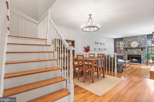 50 Danielle Ct, Trenton NJ  08648-1451 exterior