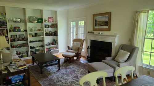 38 Castleton Rd, Princeton NJ  08540-1647 exterior