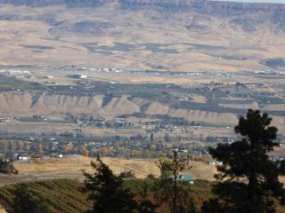 5397 Big Springs Ranch Rd, Wenatchee, WA 98801-8928