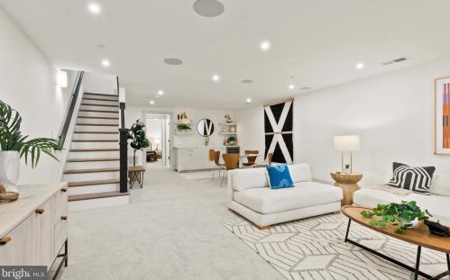 236 11th St, Washington DC  20002-6218 exterior