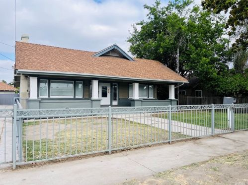 1040 D St, San Bernardino, CA 92410-3522