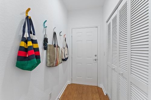 290 Quarry Knoll Way, Jupiter FL  33458-2888 exterior