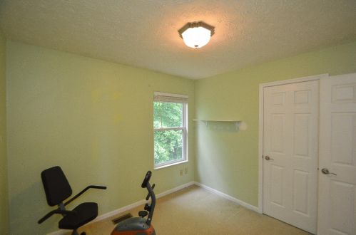 1275 Mcguffey Ln, Stonelick OH  45103-1148 exterior