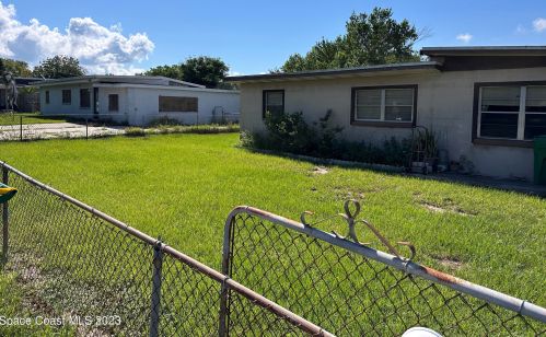 2915 Nichols Rd, Titusville, FL 32796-1739