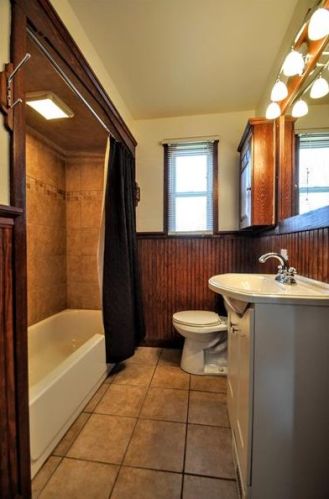 302 Sceneridge Rd, Mckeesport PA  15133-2222 exterior