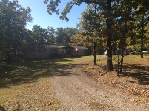 6423 Happy Hollow Rd, Chester, AR 72934-9242