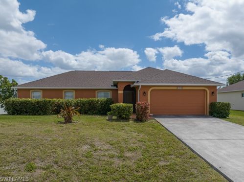 2212 14th Ter, Cape Coral, FL 33990-1941